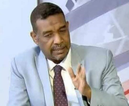 الخبير القانوني مدثر خيري