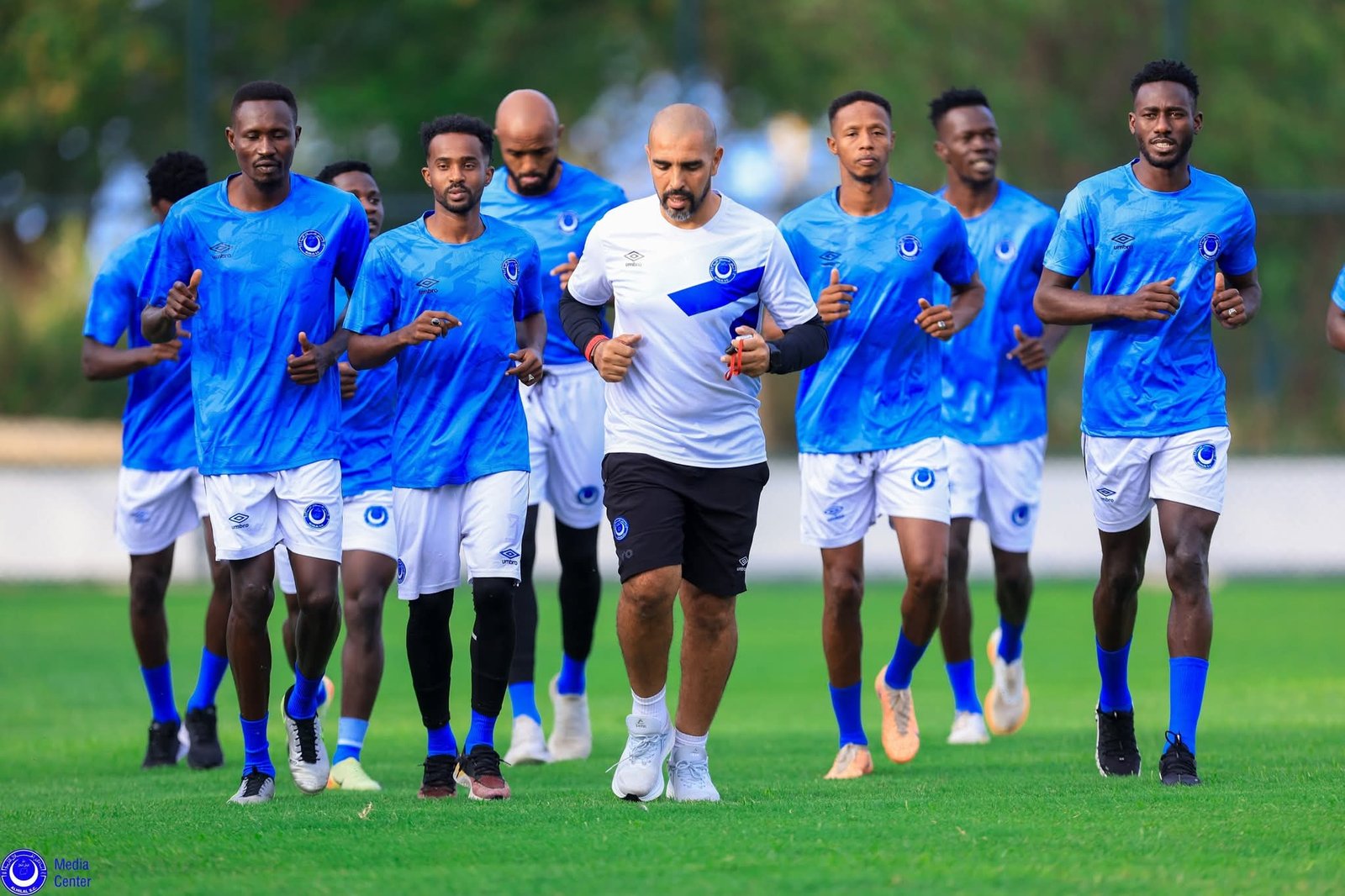 الهلال يتدرب تأهبا للجيش 1 FB IMG 1757615606158