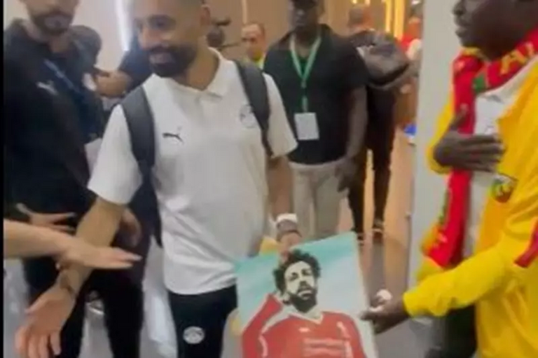 منتخب بوركينا يفاجئ محمد صلاح بهدية خاصة 1 منتخب بوركينا يفاجئ صلاح بهدية