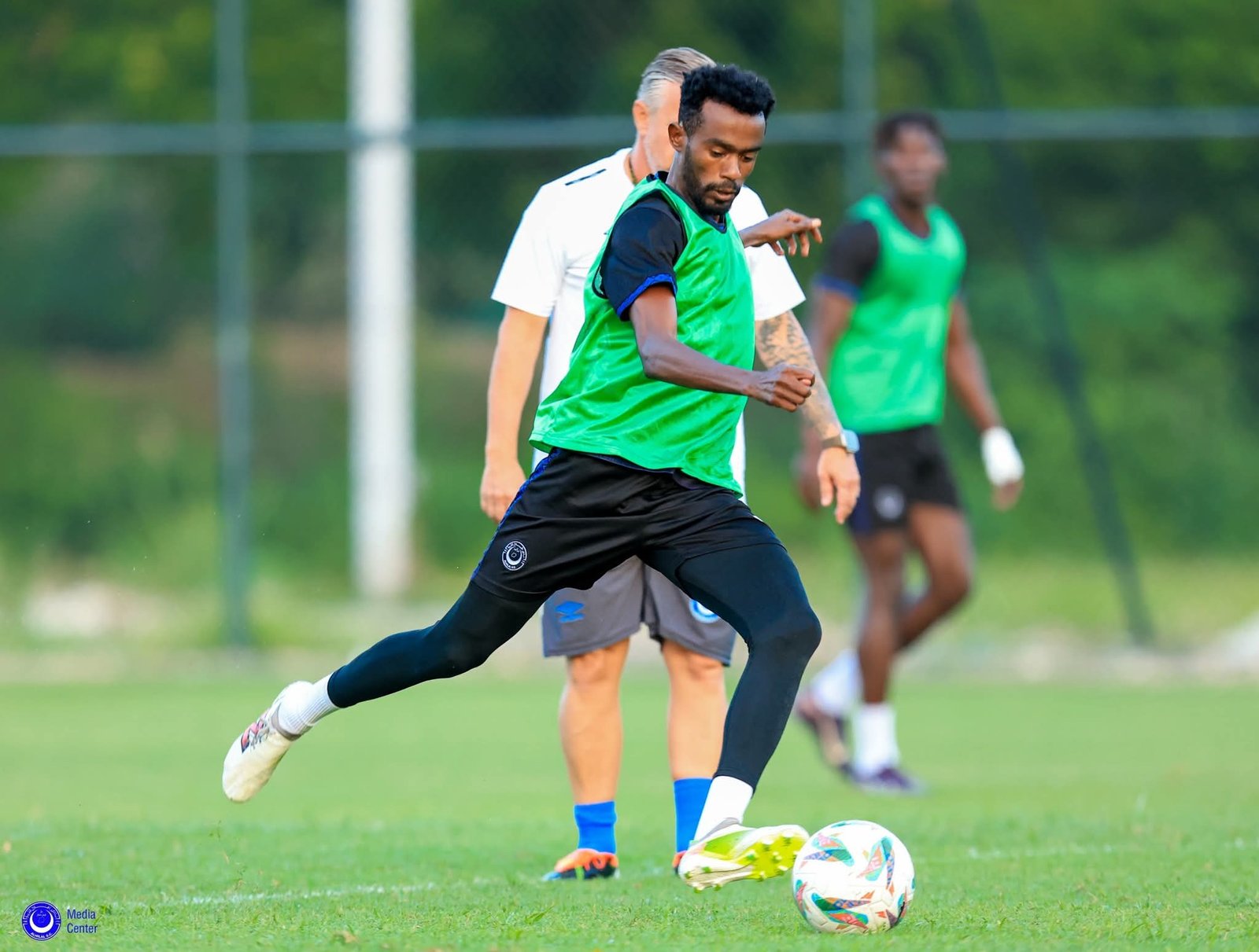 الهلال يتدرب بقوة ريجيكامب يعود 1 FB IMG 1759553464081