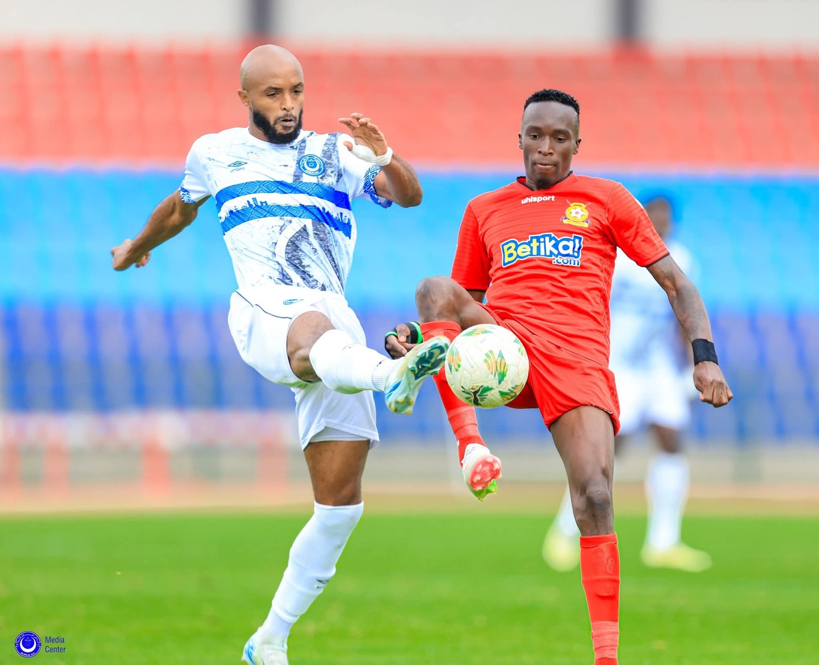 الهلال يتفوق تكتيكياً على البوليس ويخطف فوزاً مهماً خارج الديار* 1 FB IMG 1760705825333